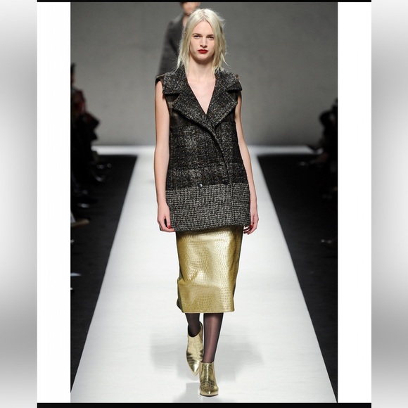 MaxMara Gold Metallic 'Erminia' Skirt - Runway - Picture 2 of 13